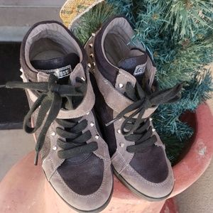 Guess Wedge Studded Boot Shoe Size 7.5